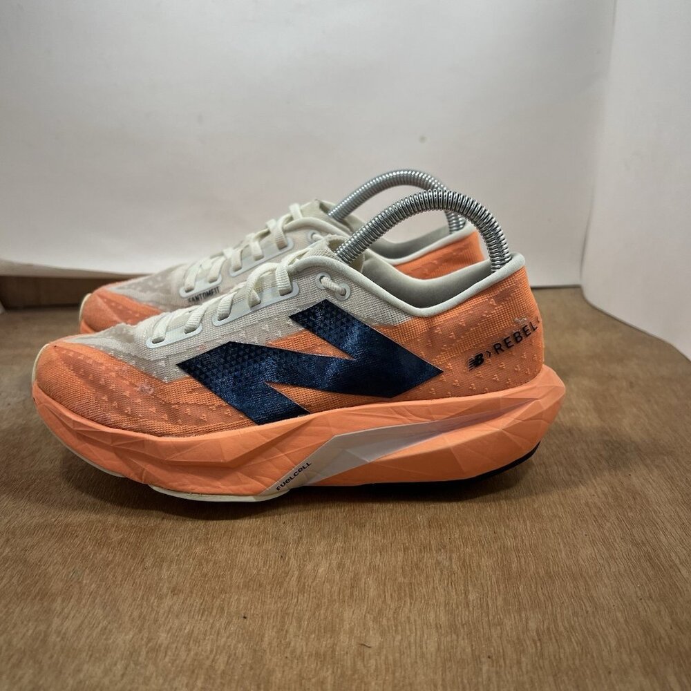 New Balance FuelCell Rebel v4 Women's Size 8.5 Ltweight Cushioned Running Shoes - Picture 3 of 9